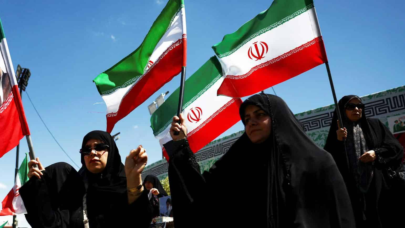 Iran Conflict: Ceasefire Prospects & US Stockpiles