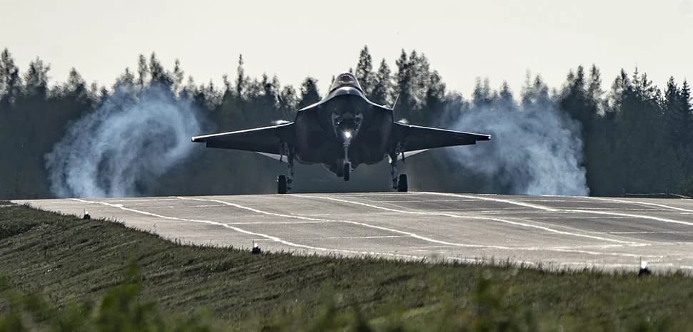 Canada Eyes Role in Global Combat Air Program
